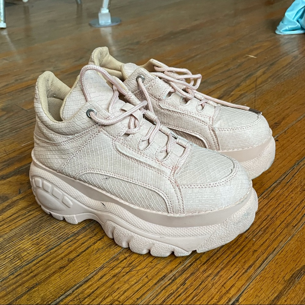 Blush pink platform sneakers size 6